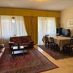 Dama St Peter Rooms